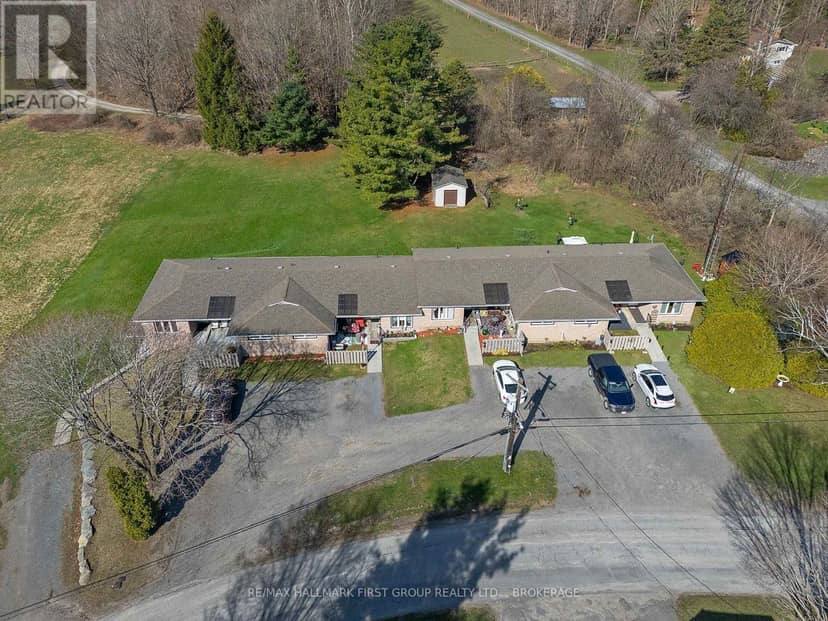 128 Haskins Point Road, Leeds and the Thousand Islands