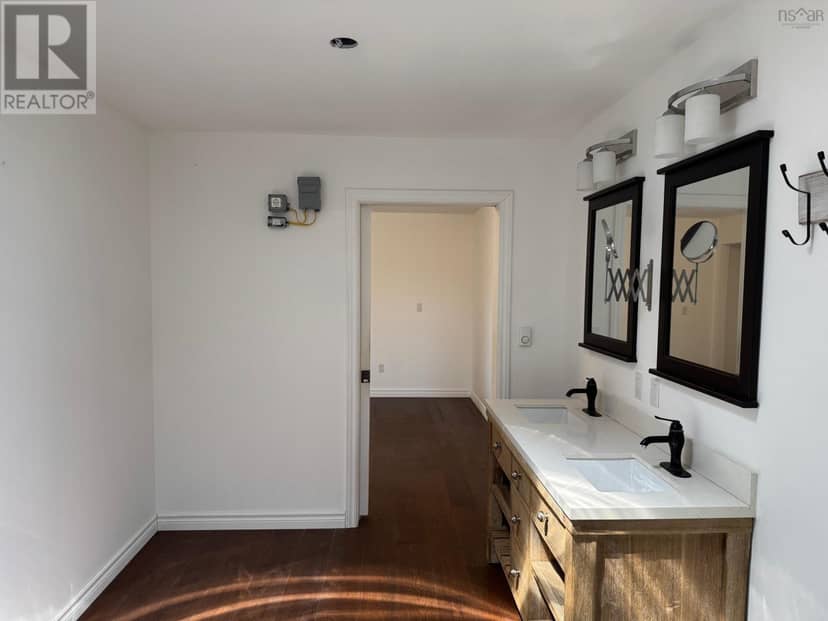 242 Rodney Drive — photo 23 of 32