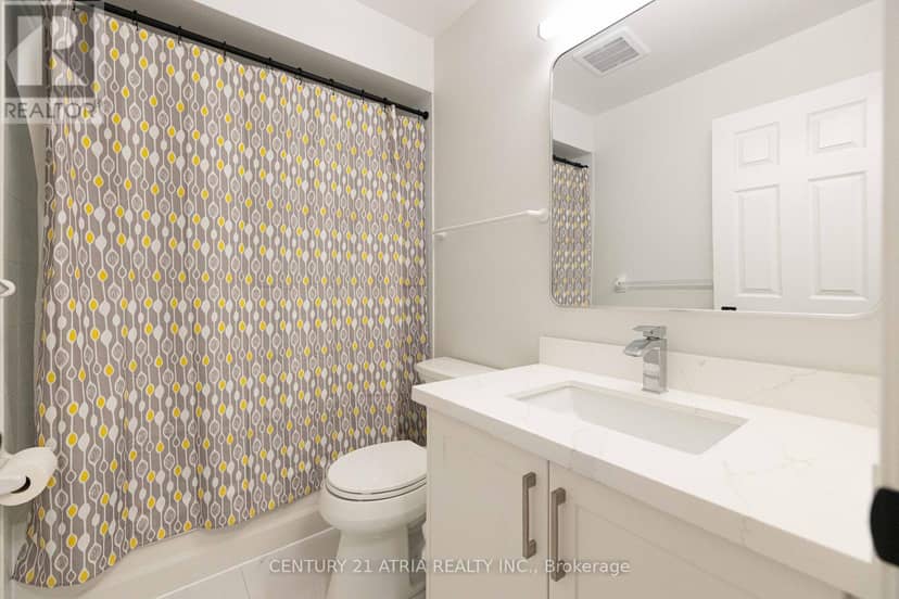 9 - 4 Alpen Way — photo 14 of 18