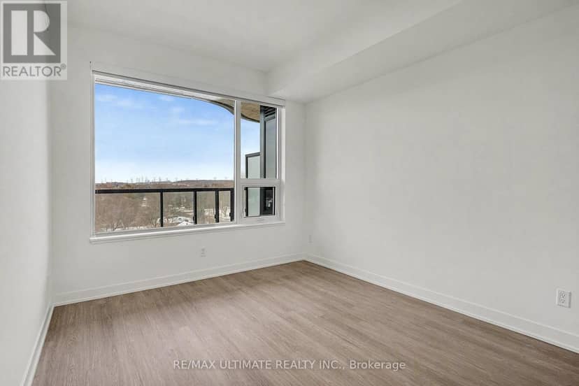 727 - 8188 Yonge Street, Vaughan, photo 3