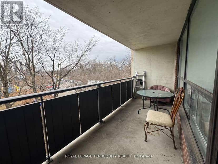 409 - 15 London Green Court — photo 17 of 23