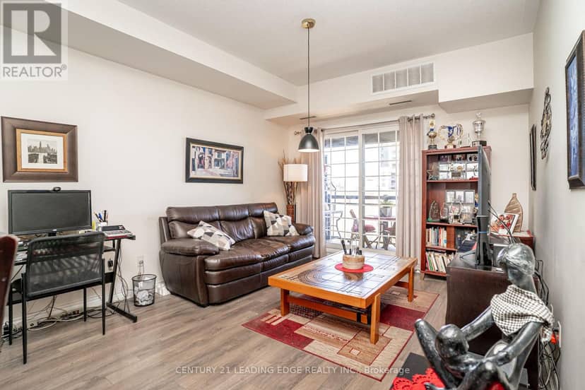 421 - 570 Lolita Gardens — photo 14 of 40