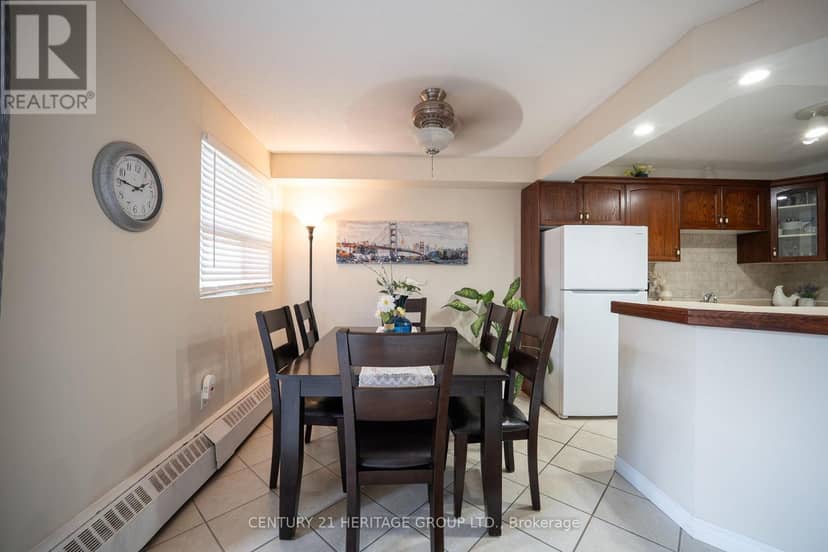 203 - 648 Grey Street — photo 14 of 40