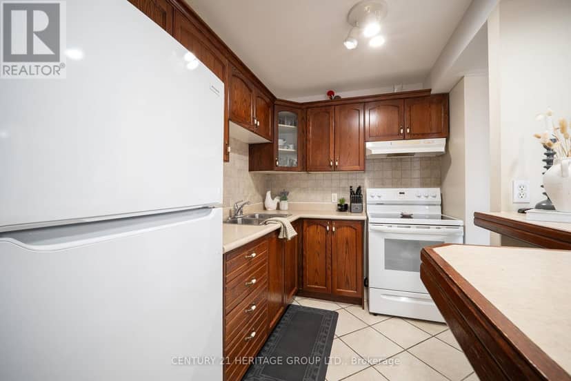 203 - 648 Grey Street — photo 20 of 40