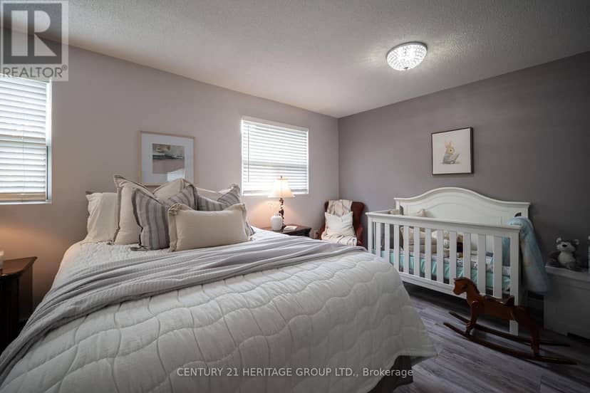 203 - 648 Grey Street — photo 27 of 40
