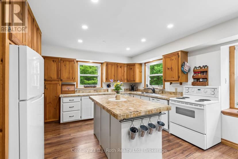 3147 Dalton Court — photo 9 of 40