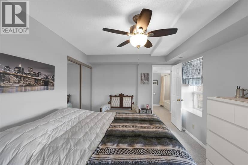 10 Van Allen AVENUE Unit# 1001 — photo 6 of 40