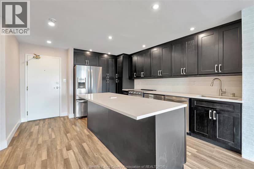 75 RIVERSIDE DRIVE East Unit# 1902 — photo 2 of 30