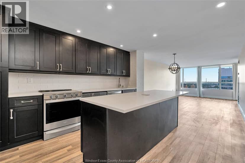 75 RIVERSIDE DRIVE East Unit# 1902 — photo 3 of 30