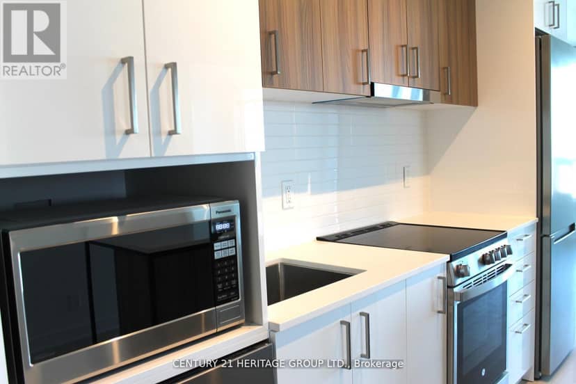 A3410 - 30 Upper Mall Way — photo 4 of 29