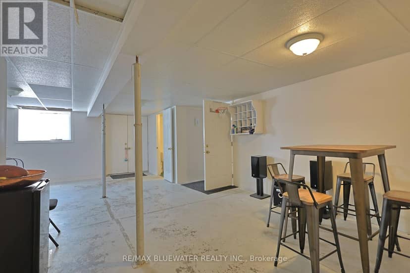 75 River Road — photo 18 of 29