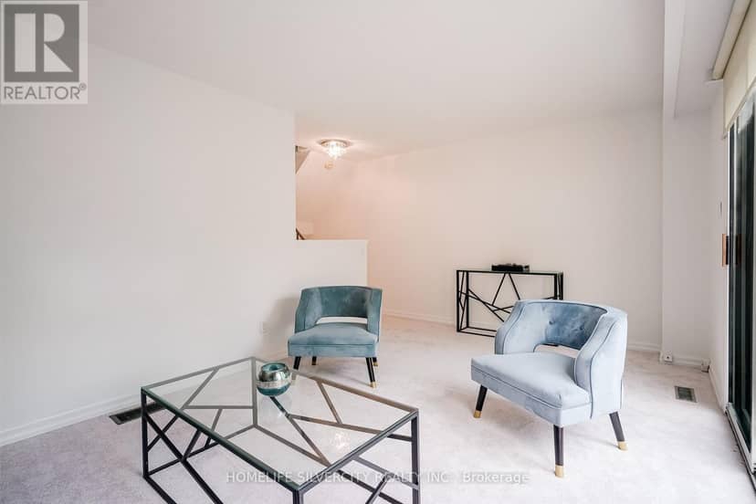 57 - 235 Bronte Street S — photo 10 of 38