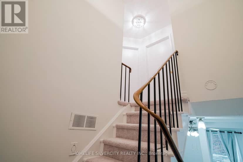 57 - 235 Bronte Street S — photo 23 of 38