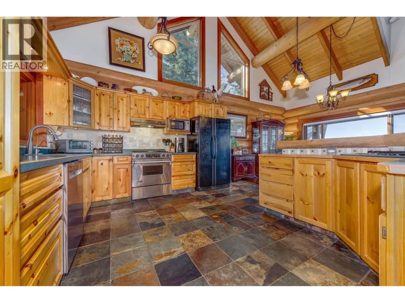263 S GREEN LAKE ROAD, 70 Mile House, photo 4