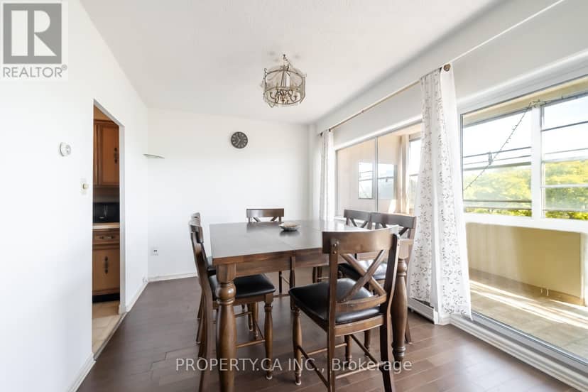 404 - 45 Westmount Road N — photo 4 of 22