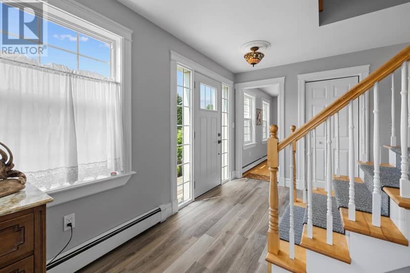 20 Nellie Drive — photo 6 of 40
