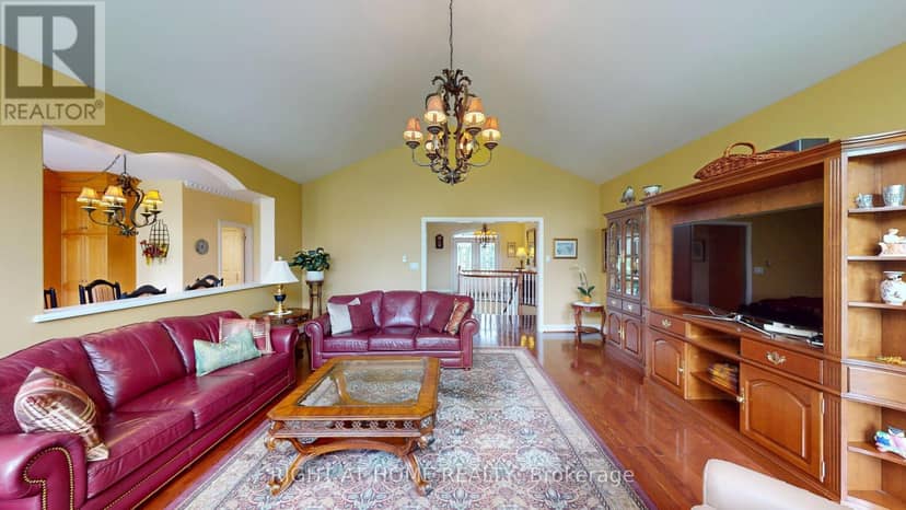 35 Golfview Boulevard — photo 9 of 40