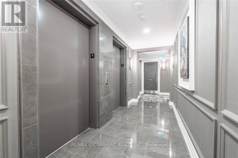 406 - 2060 Lakeshore Road — photo 7 of 40