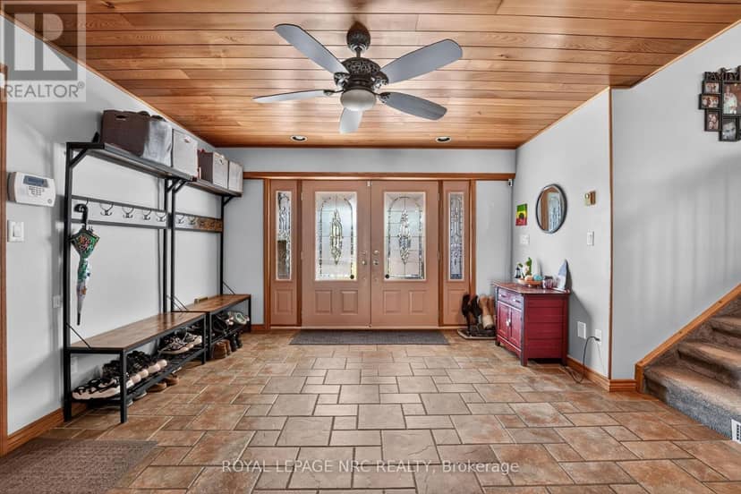 979 Crescent Road — photo 4 of 40