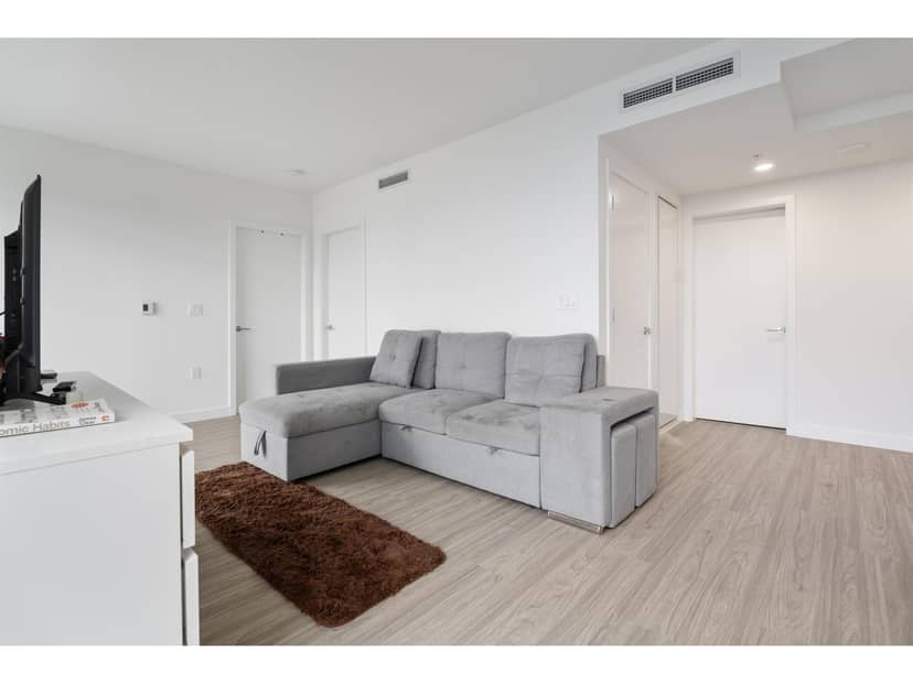 1605 13675 107A AVENUE, Surrey, photo 5