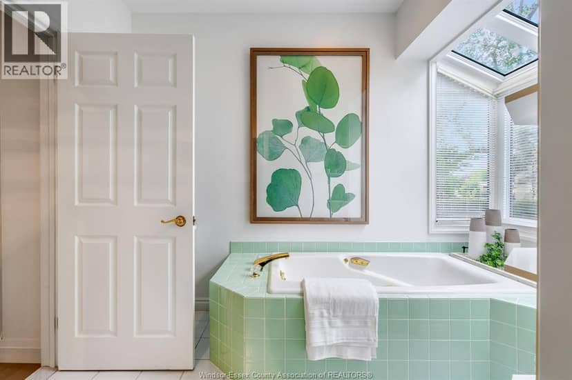323 TALBOT STREET South — photo 19 of 40