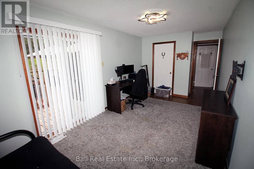 1123 Harcourt Road — photo 23 of 40
