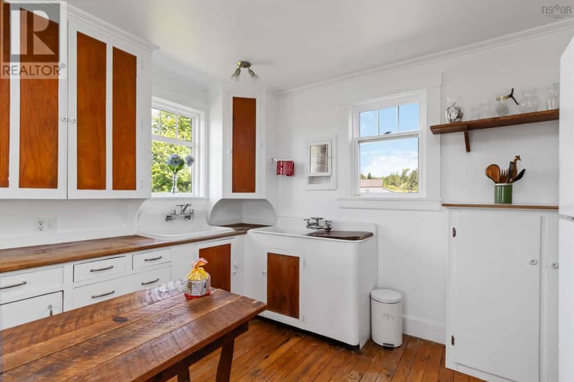 1621 Eastern Shore Road — photo 5 of 21