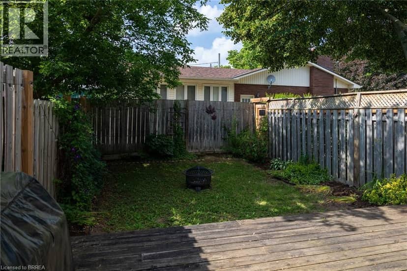 7 GRAYSTONE Court — photo 3 of 17
