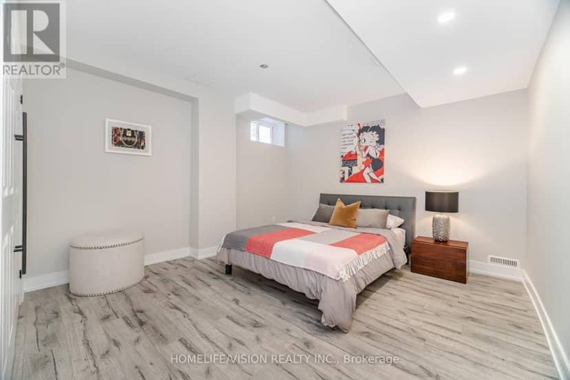 1298 Bunsden Avenue — photo 34 of 40