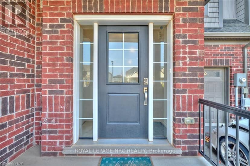 130 Acacia Road — photo 3 of 24