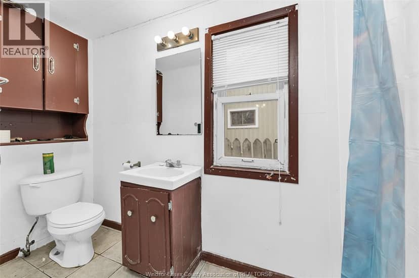22 Manhattan Street — photo 10 of 24