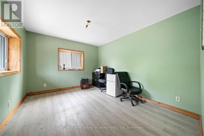 92 Blue Lake Road — photo 14 of 40