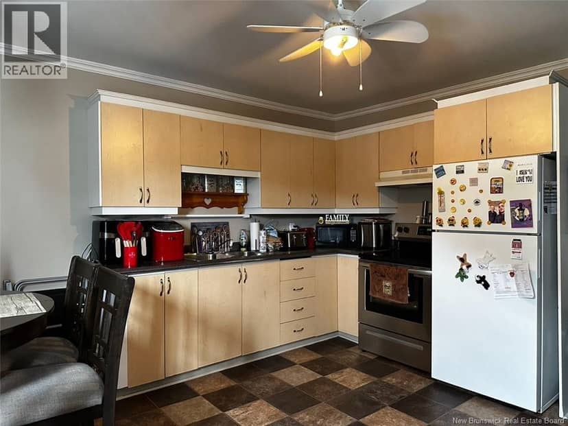 10 Boucher Street — photo 9 of 17