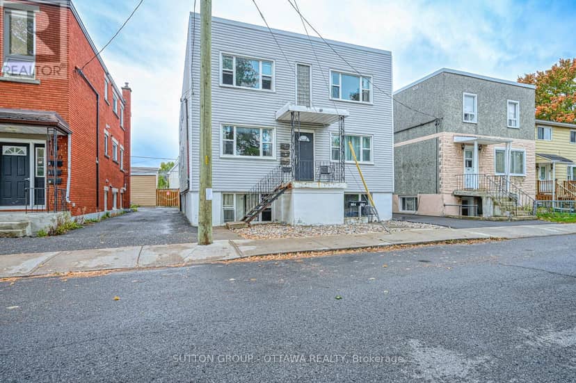 154-156 Dagmar Avenue — photo 2 of 32