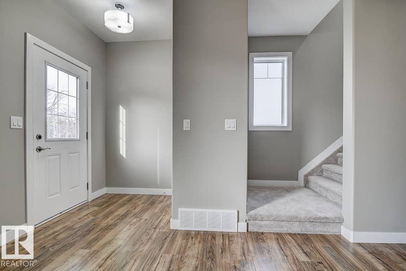 10359 149 ST NW, Edmonton, photo 2