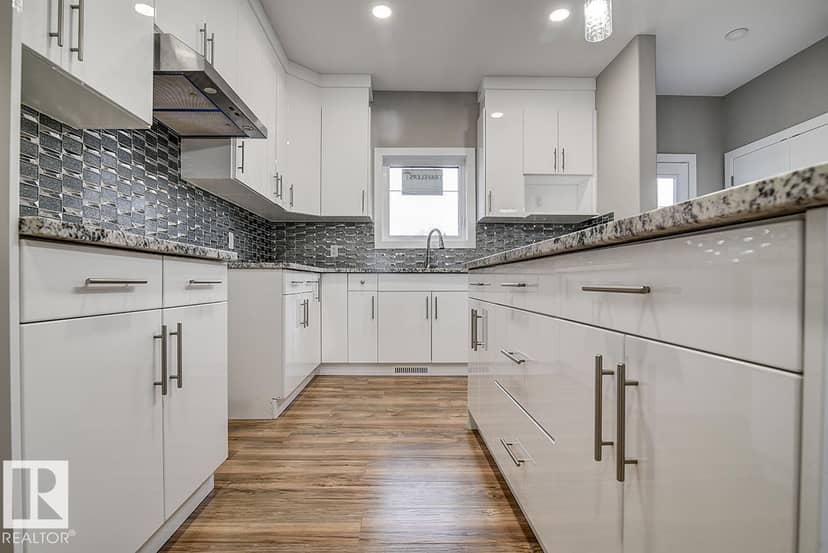 10359 149 ST NW — photo 9 of 28