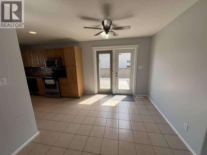 5213 HALLMARK CRESCENT, Fort Nelson, photo 7