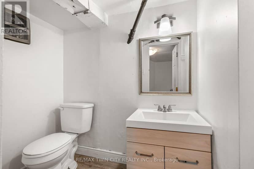 171 Nelson Street — photo 18 of 40