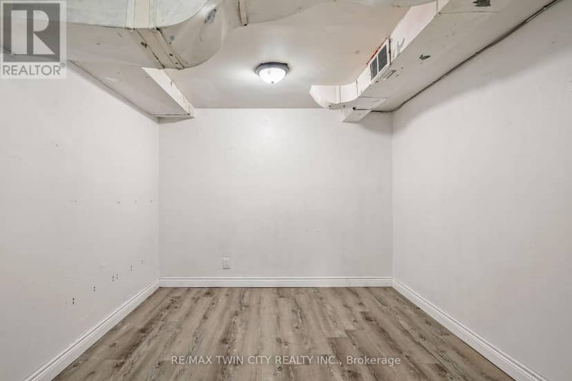 171 Nelson Street — photo 24 of 40