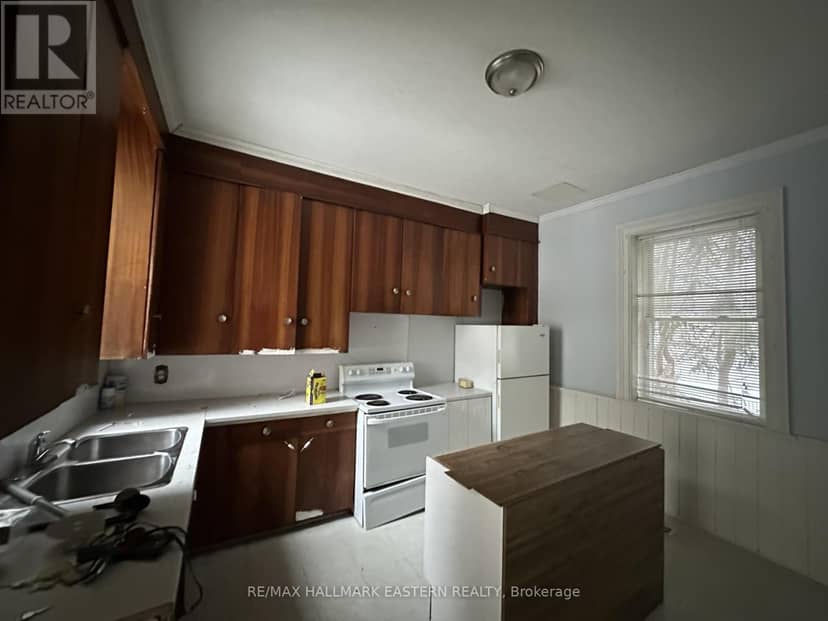 287 Stewart Street — photo 6 of 8