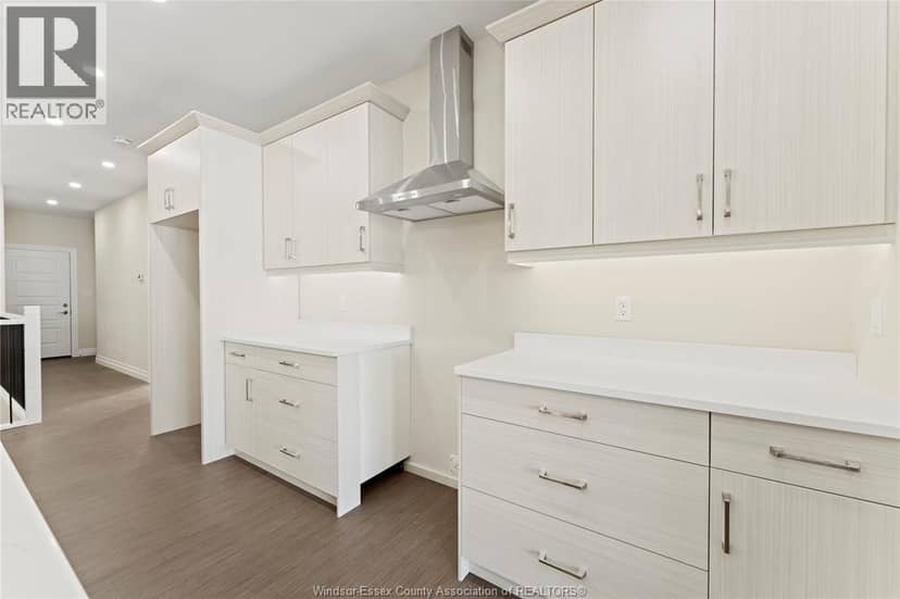 77 Belleview DRIVE — photo 11 of 37