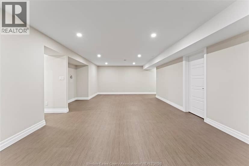 77 Belleview DRIVE — photo 31 of 37