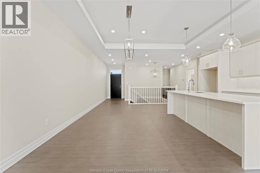 77 Belleview DRIVE — photo 7 of 37