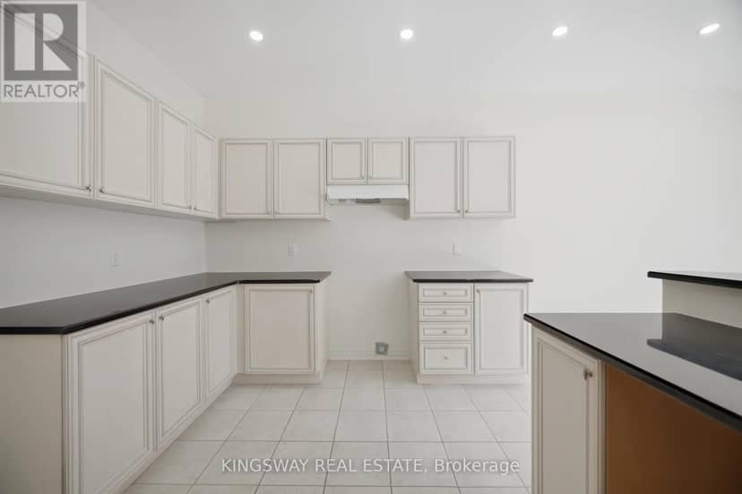 754 White Clover Way — photo 17 of 40