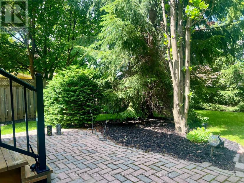 47 Looker Drive — photo 2 of 40
