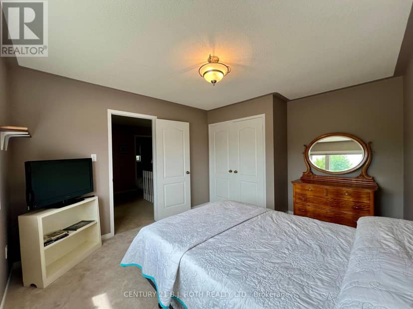 47 Looker Drive — photo 38 of 40
