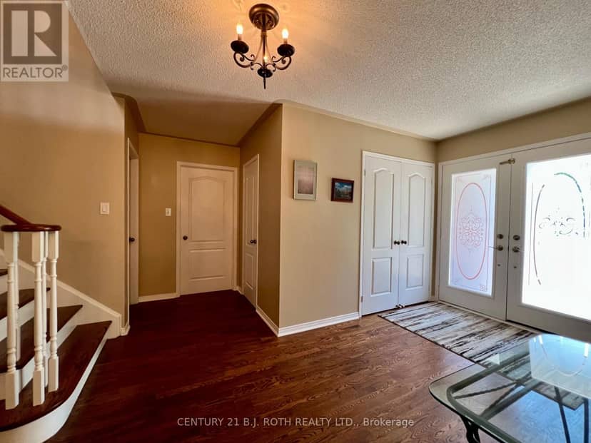 47 Looker Drive — photo 4 of 40