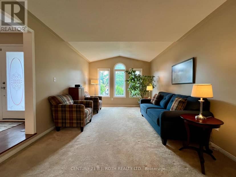 47 Looker Drive — photo 6 of 40