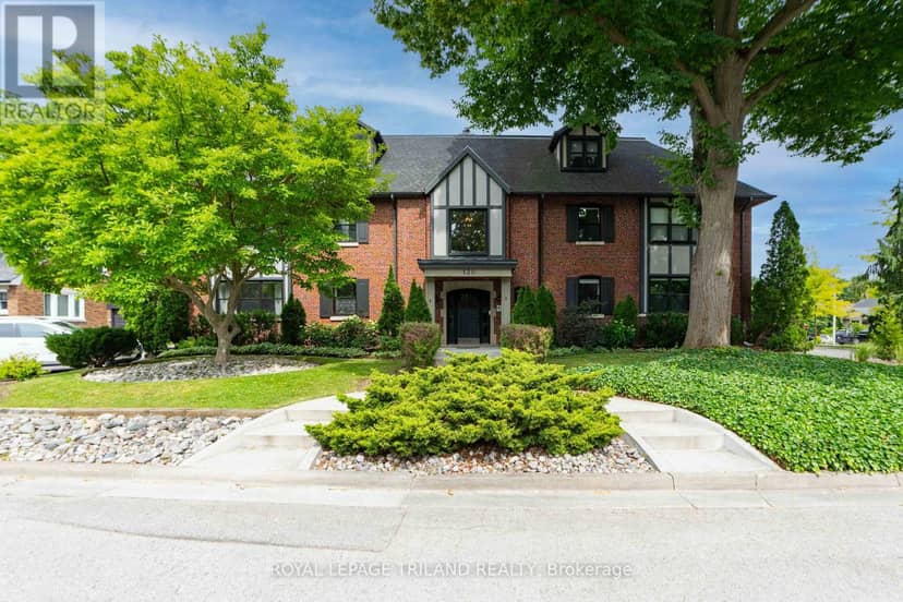 3 - 130 Windsor Crescent — photo 1 of 40