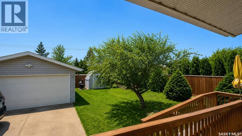 10326 Henderson DRIVE — photo 15 of 17